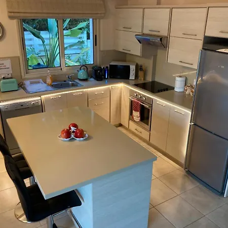 וילה Anna פרוטאראס